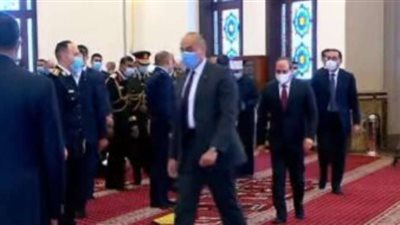 بث مباشر الرئيس السيسي يتفقد مسجد الحسين