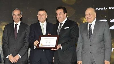 جامعة عين شمس تشارك في معرض 