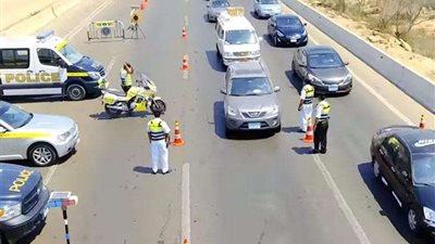 الداخلية تكشف حقيقة قيام شخص بتغيير اللوحة المعدنية للميكروباص الخاص به على طريقته الخاصة