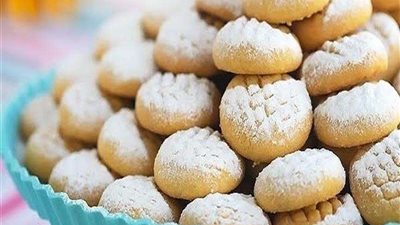 المجمعات الاستهلاكية: سعر الكعك والبسكويت يبدأ من 70 جنيهًا