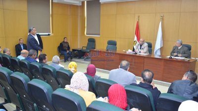 حلول عاجلة للمشكلات في لقاء محافظ بني سويف بالمواطنين