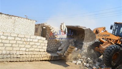 إزالة 649 حالة تعد على أراضي الدولة ببني سويف
