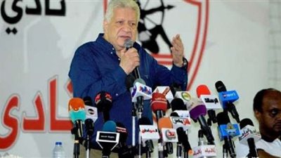 مرتضى منصور: 