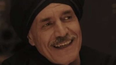 مسجد الحصري بأكتوبر يستقبل جثمان الفنان عزت بدران