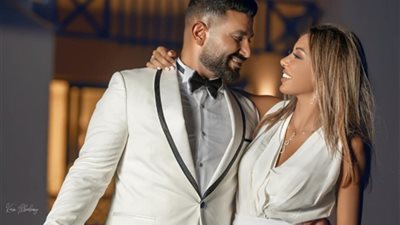 حبا في زوجته.. أحمد سعد يرزق بمولودة ويطلق عليها اسم عليا