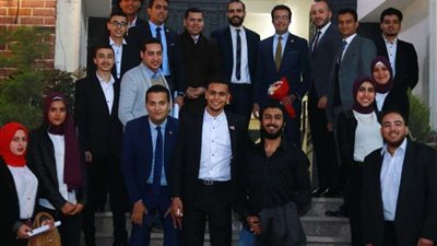 وفد أمانة الشباب المركزية بـ