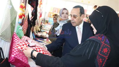 محافظ شمال سيناء يؤكد علي أهمية الأنشطة الطلابية