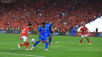 سعد محمد يبريء عمرو الجنايني من الاحتفال مع لاعبي الزمالك في السوبر