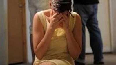 برائة أب من تهمة اغتصاب نجلته بدعوى تعليمها الجنس