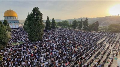 أثناء الصلاة..  قوات الاحتلال تصيب ثلاثة اشخاص بالرصاص الحي اليوم (صور)