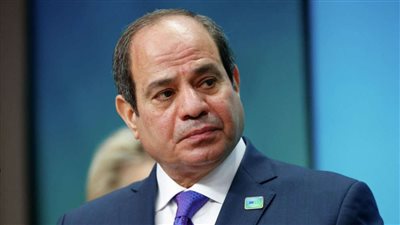 رد فعل الرئيس السيسي على ابن شهيد يتمنى أن يكون رئيس الجمهورية عندما يكبر| فيديو