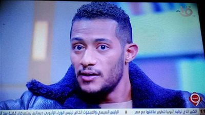 محمد رمضان عن لبسه 