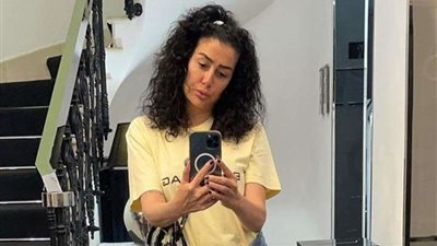 مستحيل تكون غادة.. صورة لغادة عبد الرازق تثير جدل الجمهور