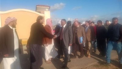 محافظ مطروح يتفقد أعمال مبادرة 