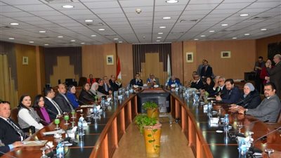 السفير الفرنسي يلتقى بقيادات جامعة المنصورة لبحث أوجه التعاون المشترك