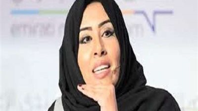 كاتبة إماراتية تنعي حسني مبارك.. فماذا قالت؟