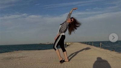 نرمين الفقي تشارك متابعيها بأحدث إطلالاتها الصيفية