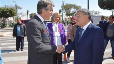 محافظ المنيا يستقبل السفير البريطاني لدعم العلاقات الثنائية