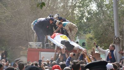 الدقهلية تودع شهيدي الواجب في جنازة عسكرية