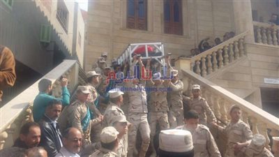 بالإنابة عن محافظ الدقهلية.. السكرتير العام يشهد جنازة شهيد الوطن بدكرنس