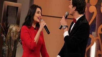 بعد صورة الكمامة.. هل احتجزت هبة مجدي وزوجها بالحجر الصحي بسبب 