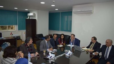 نائب وزير الإسكان للبنية الأساسية يلتقي بعثة البنك الدولي لدعم جهاز مياه الشرب