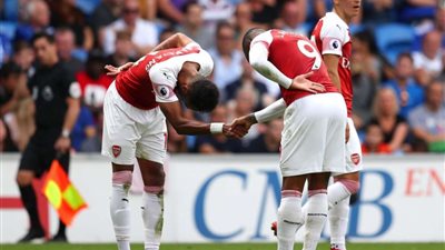 لاكازيت يقود أرسنال أمام أولمبياكوس بالدوري الأوروبي