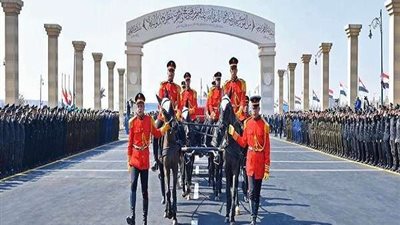 المصريين: إقامة جنازة عسكرية لمبارك دليل على وفاء الدولة لأبنائها