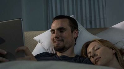 زوجة تطلب الخلع بسبب إدمان زوجها الأفلام الإباحية