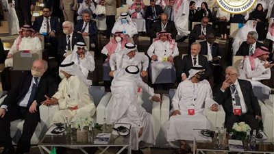 طارق شوقي في حلقة نقاش بعنوان ''السياسات التعليمية في ظل التحديات'' (صور)