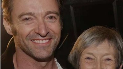 في عيد الأم الأمريكي.. هيو جاكمان يهنئ والدته على طريقته الخاصة