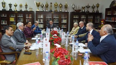 الأهلي يطلق مؤسسته المجتمعية على مراحل