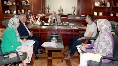 البدء في مشروعات المواقف والأسواق ونقاط الإطفاء بقرى حياة كريمة في بني سويف