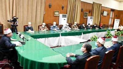 حدث سهوا.. الشيخ محمد الطاروطى يعتذر عن خطأ في قراءة قرآن فجر الجمعة