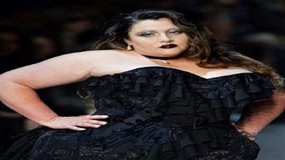 بالصور.. قصة حب فاشلة تحول فتاة 