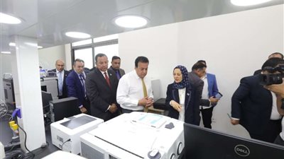 وزير التعليم العالي يتفقد جامعة المنصورة الجديدة