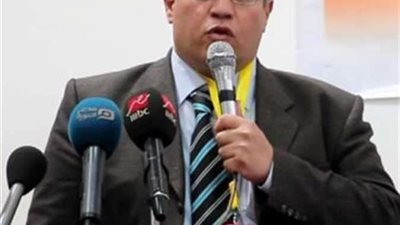 عضو بالأطباء: عام 2019 سجل أدنى عدد أطباء مسجلين وأعلى معدل استقالات بالصحة