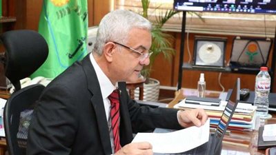 مجلس شئون خدمة المجتمع وتنمية البيئة يعقد جلسة مايو 2022 برئاسة مبارك