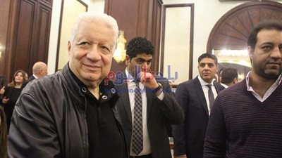 حكيم ومرتضى ومتعب والجلاد في عزاء الرئيس الأسبق حسني مبارك (صور)