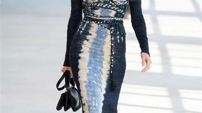 خبيرة أزياء: أنصح بارتداء الملابس الواسعة خلال فصل الصيف