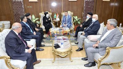 محافظ المنوفية يستقبل نيافة 