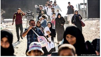 اليونان تتصدى للمهاجرين وتتهم تركيا بـ