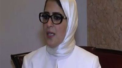 عاجل.. مؤتمر صحفي لوزيرة الصحة بمطار القاهرة قبل السفر إلى الصين