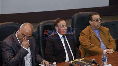 انطلاق الدورة الخامسة لملتقى القاهرة الدولي لفن الخط العربي (صور)