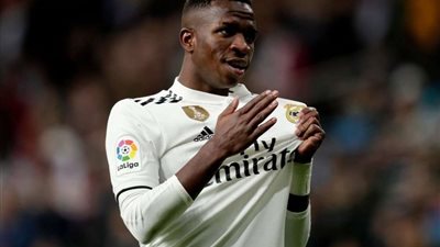 ريال مدريد يتقدم بالهدف الأول على برشلونة (فيديو)