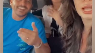 بمناسبة الـ10 مليون مش شمتان.. محمد رشاد يحتفل بنجاح أغنية