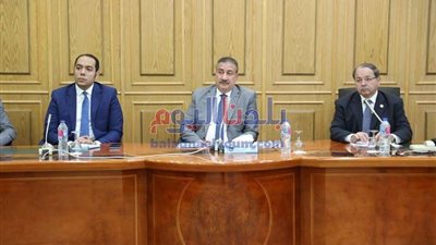 محافظ المنوفية: يوجه بعرض الموقف الحالي للصرف الصحي لعزبة تيمور بشبين الكوم