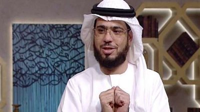 محكمة جنح أبو ظبي تصدر حُكمًا في 4 قضايا للداعية وسيم يوسف