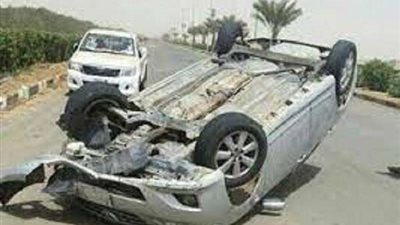 انقلاب سيارة ملاكي بالطريق الدائري الأوسطي القادم من 6 أكتوبر