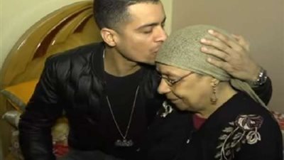 فيديو| والدة حسن شاكوش توجه سالة قويّة  لـ هاني شاكر: حرام عليك